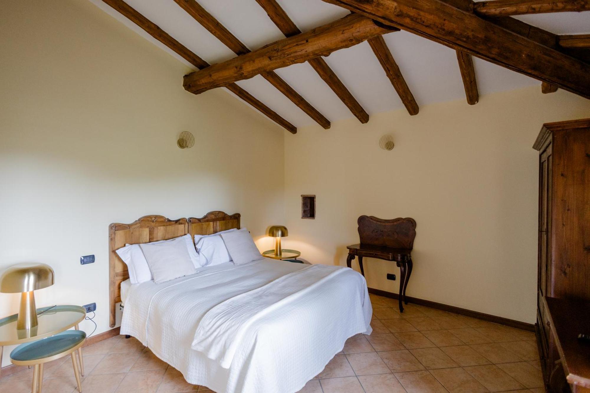 Agriturismo Antica Dimora Del Turco Sona Bagian luar foto
