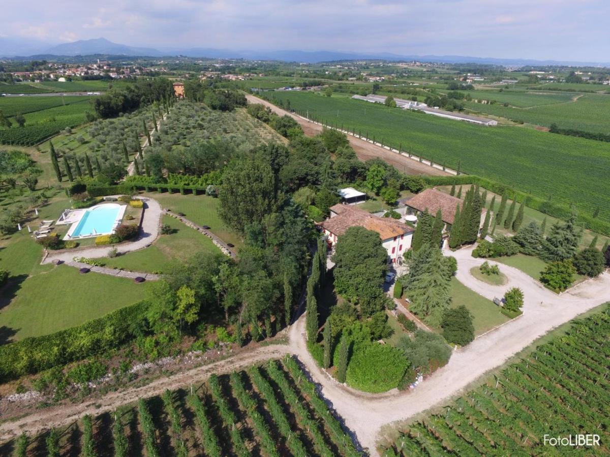 Agriturismo Antica Dimora Del Turco Sona Bagian luar foto